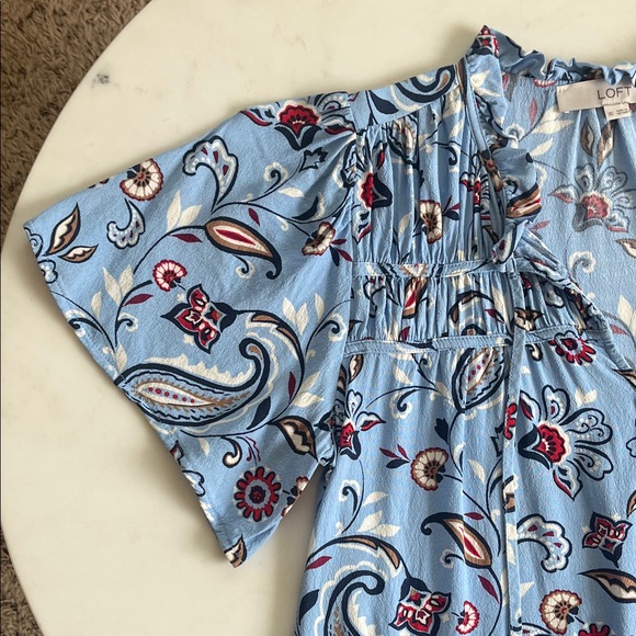 LOFT Blouse XS Light Blue Navy Red Paisley Floral Flowy - Picture 3 of 12